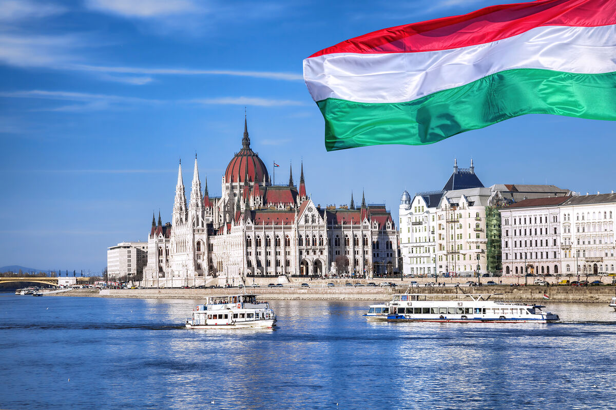 Визовый центр Венгрии в Минске и Беларуси